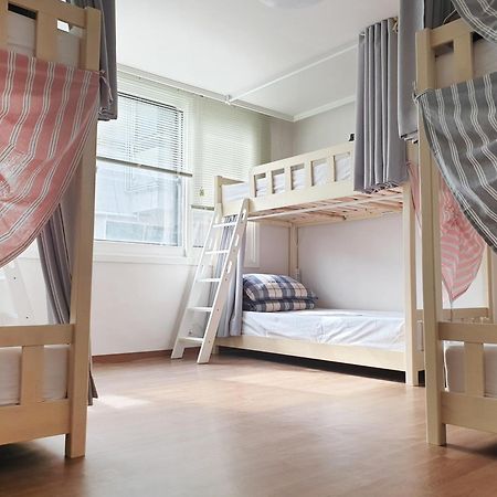 סיאול Hongdae Cheese Guesthouse מראה חיצוני תמונה