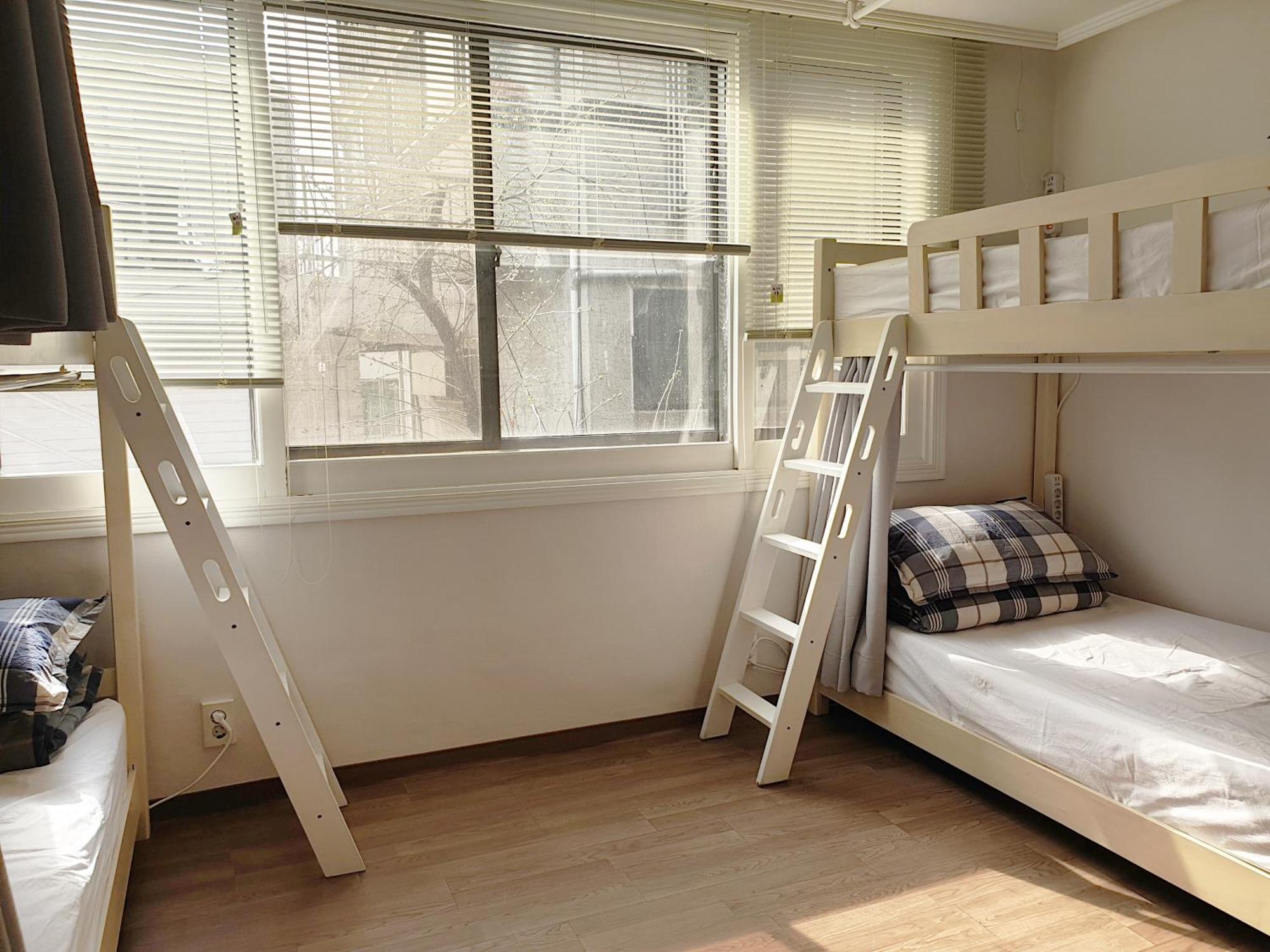 סיאול Hongdae Cheese Guesthouse מראה חיצוני תמונה